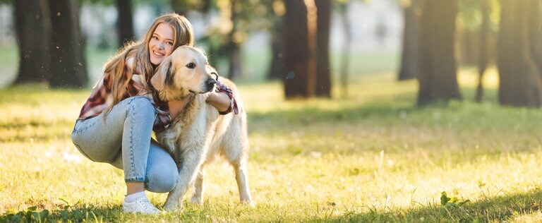 Die wichtigsten Hundeversicherungen vergleichen - Hundehaftpflicht, Hundekrankenversicherung und OP Versicherung